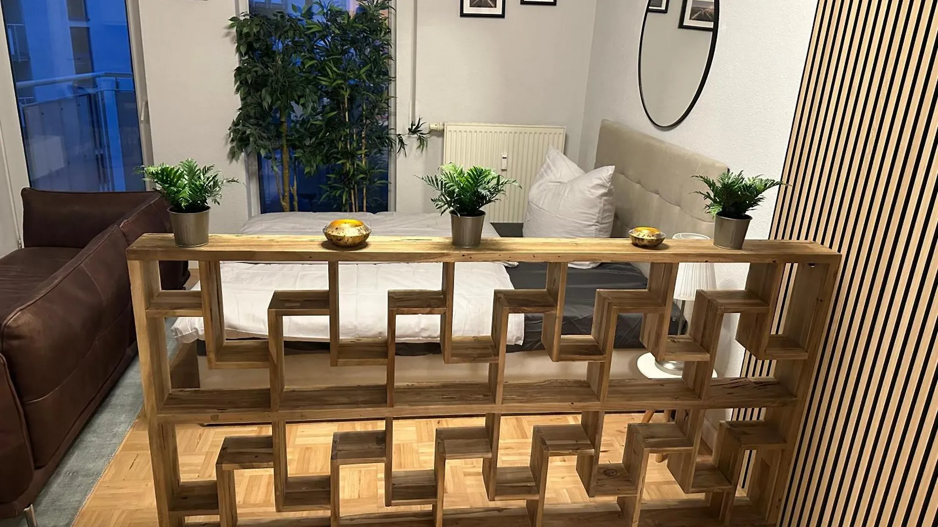 Wohnung Im Zentrum Der Dresdner Neustadt Mit Aussenstellplatz Dresden Apartment